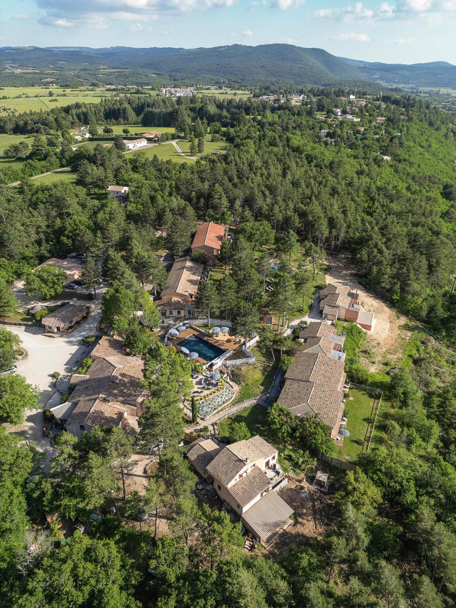 Domaine Du Val De Sault Hotel Exterior photo
