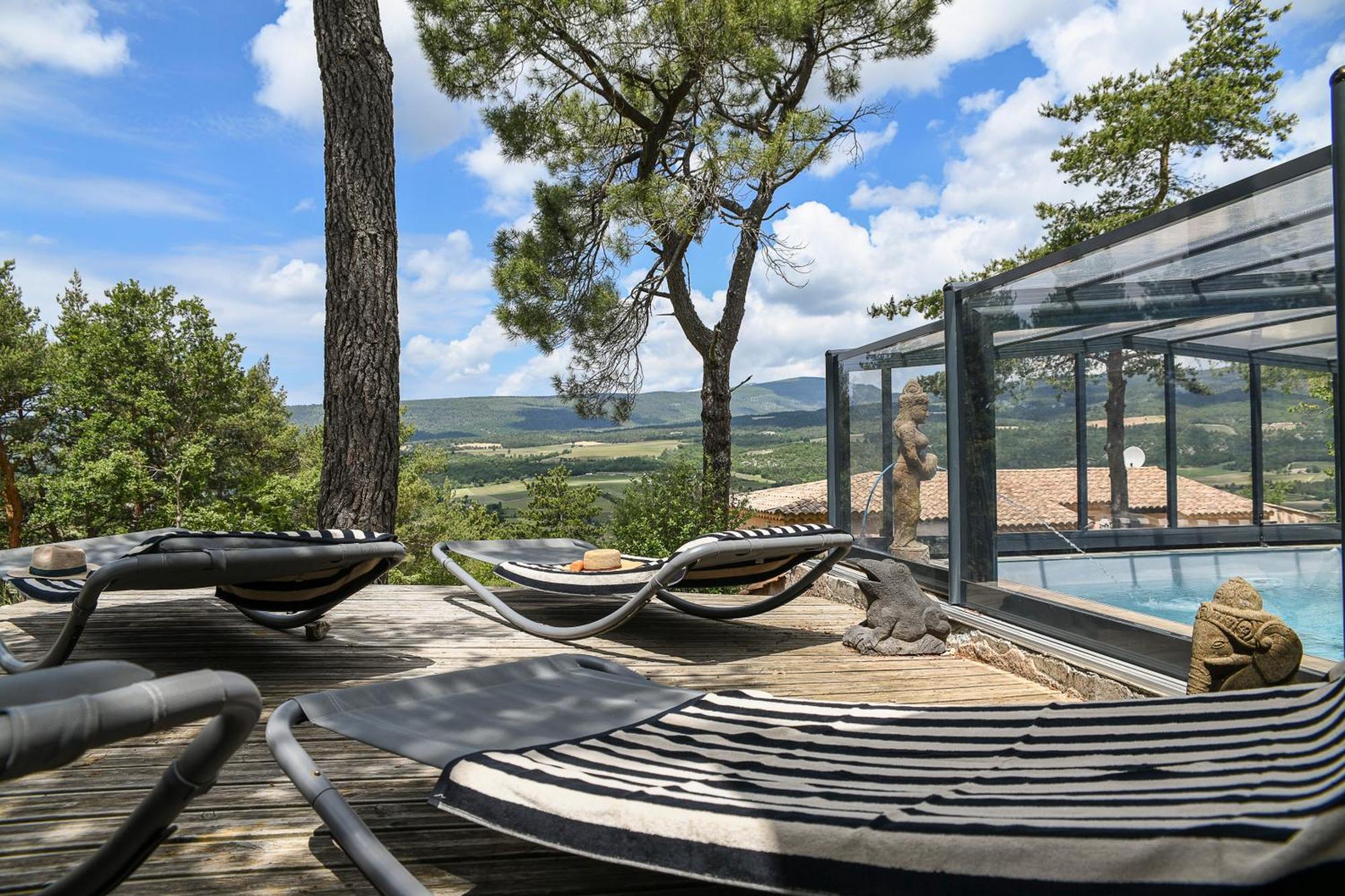 Domaine Du Val De Sault Hotel Exterior photo